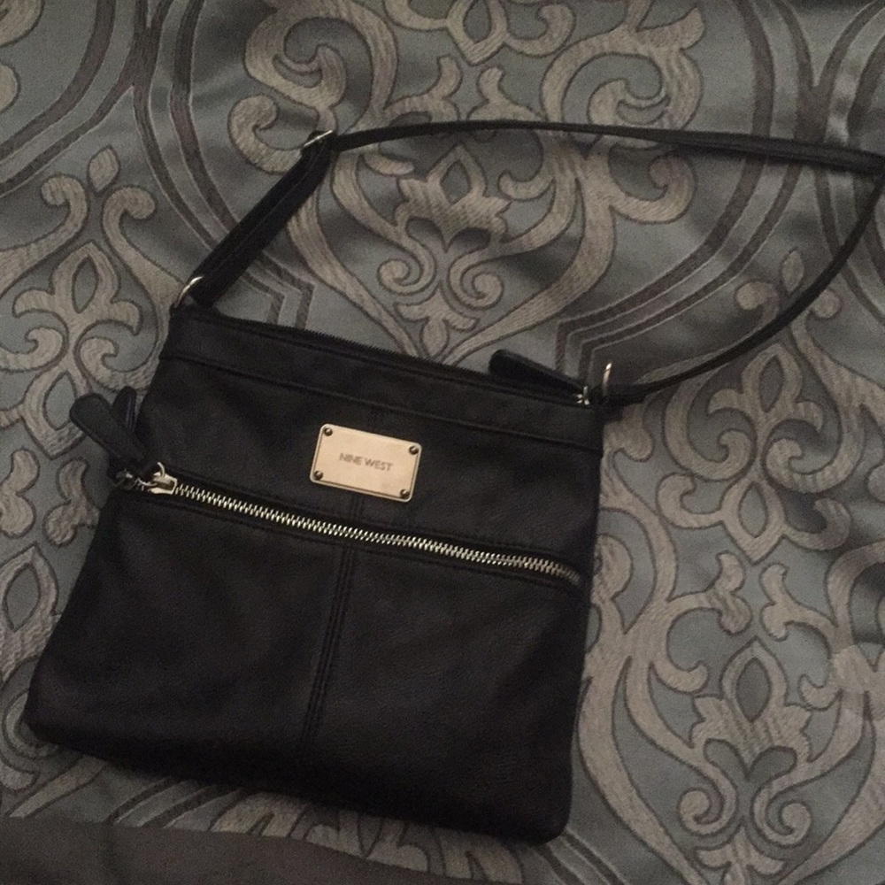 Black Nine West purse